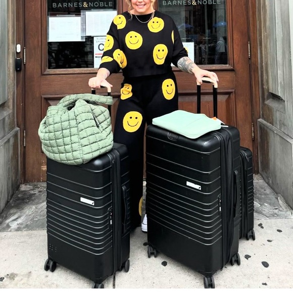 NWT Free People Movement Quilted Carryall, ships in fp bag! - Picture 4 of 9